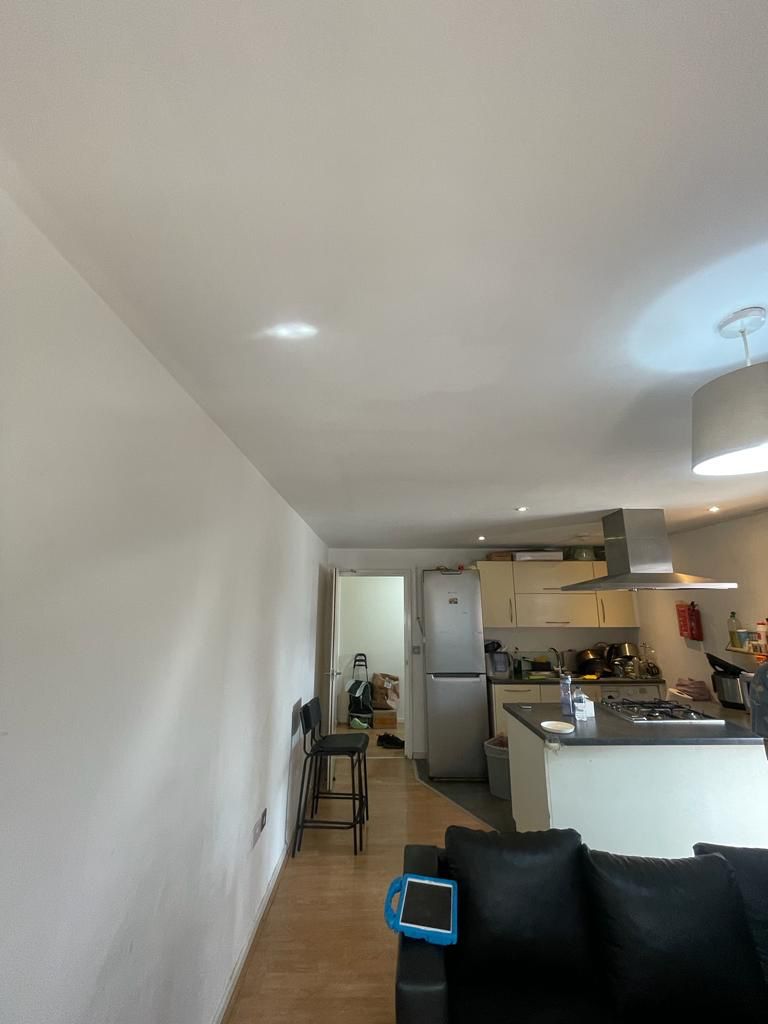 3 Beedroom Apartment for Rent in Burden House, Vauxhall London SW8