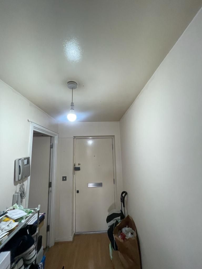 3 Beedroom Apartment for Rent in Burden House, Vauxhall London SW8