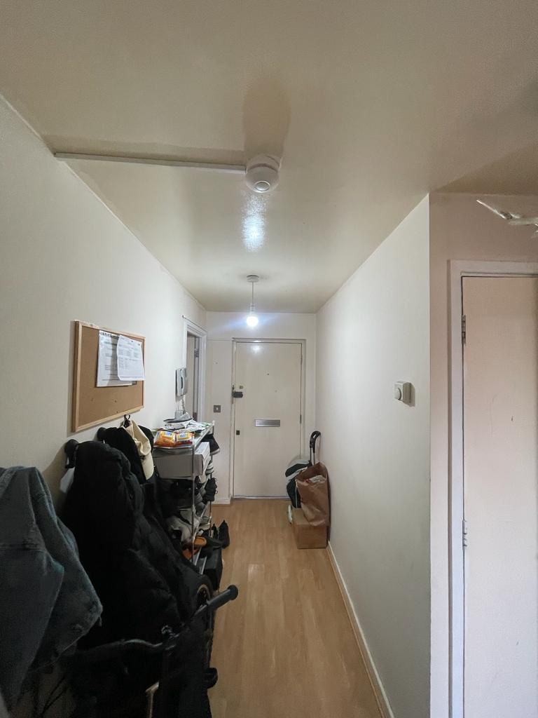 3 Beedroom Apartment for Rent in Burden House, Vauxhall London SW8