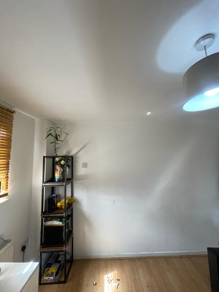 3 Beedroom Apartment for Rent in Burden House, Vauxhall London SW8